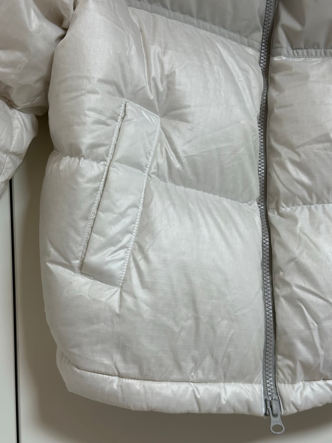 NJ1DQ85K 화이트라벨 여성 노벨티 눕시 RDS 다운 자켓_WHITE 상품이미지6