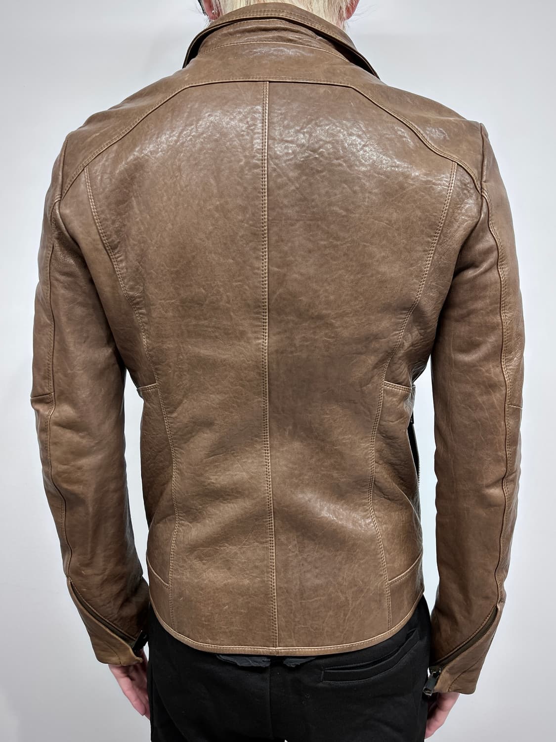 시스템 옴므 사선 하이넥 레더 자켓 상품이미지5