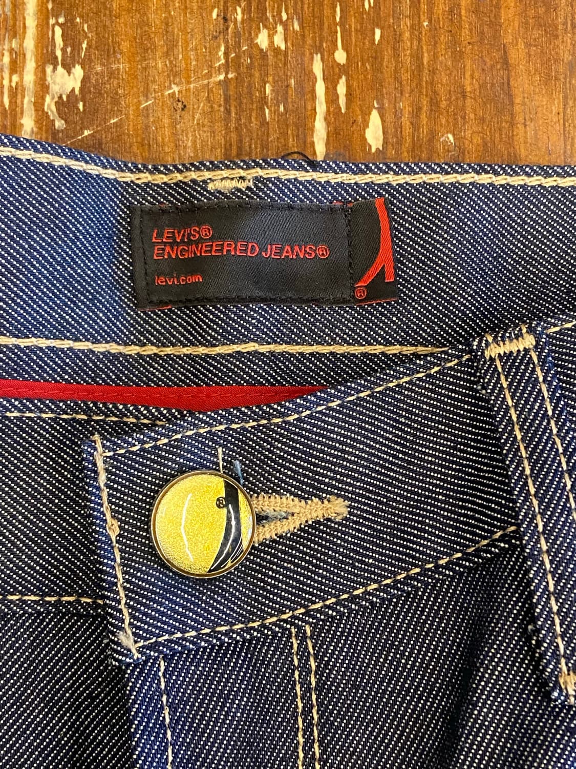 DEADSTOCK Levis Engineered Jeans 상품이미지5