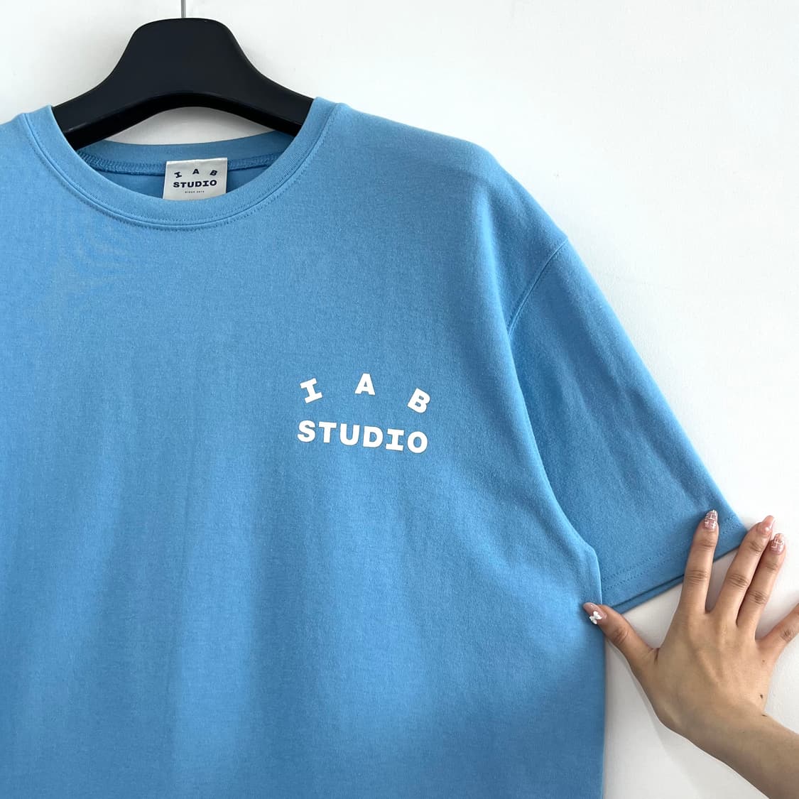 아이앱 스튜디오 스카이블루 반팔 티셔츠 상품이미지4