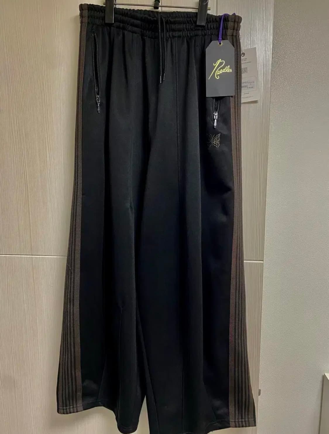 니들스 팩토리 HD 트랙 팬츠 폴리 스무스 블랙 브라운 상품이미지2