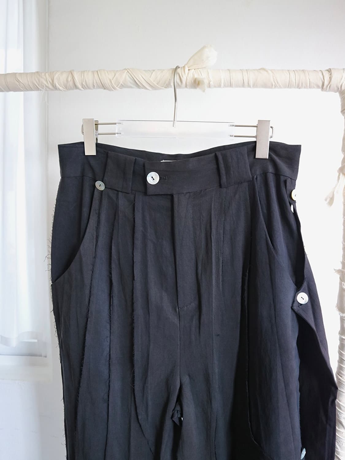 [ae nr mous] Vacillate Pants 상품이미지3