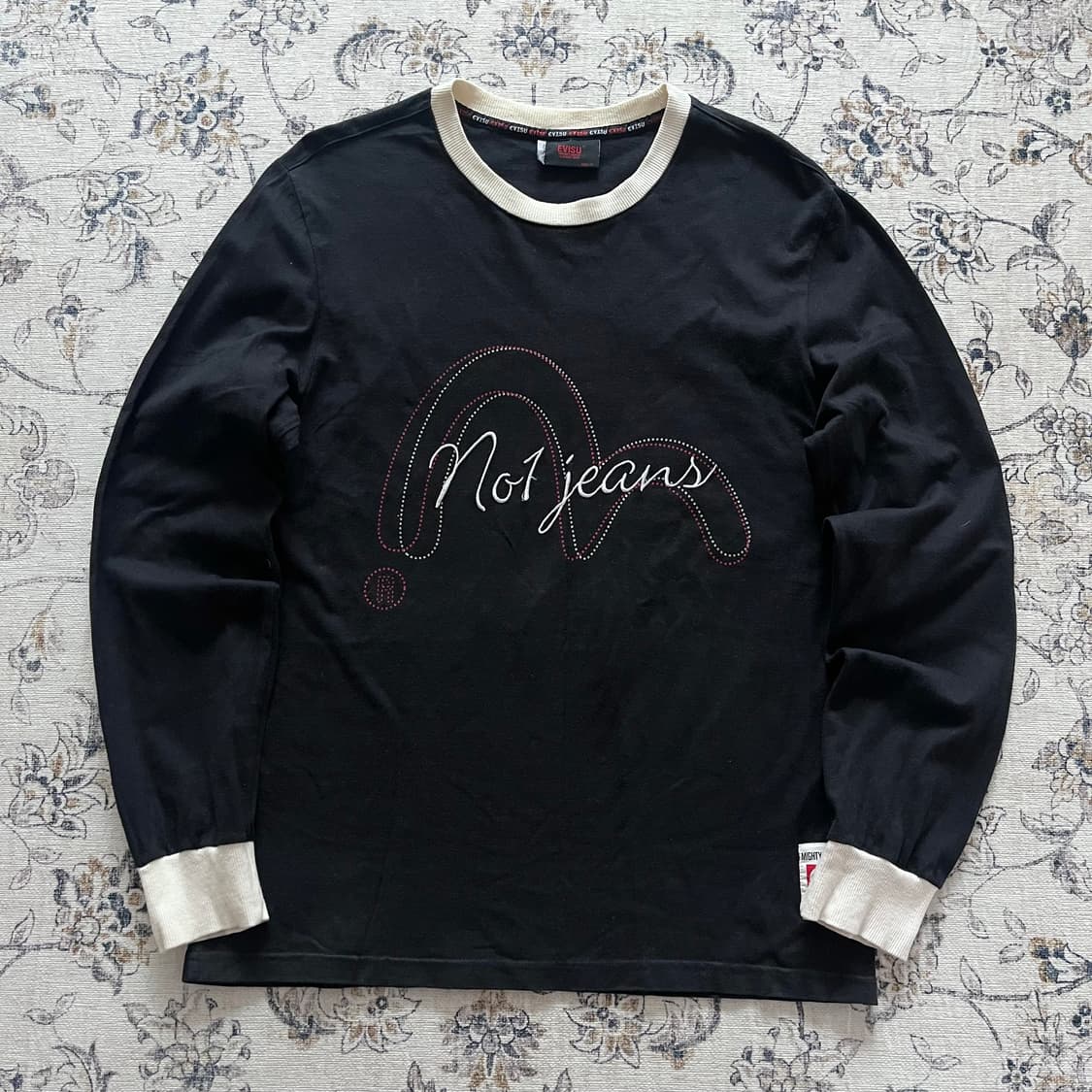 에비수 빅로고 롱슬리브 티셔츠 상품이미지1