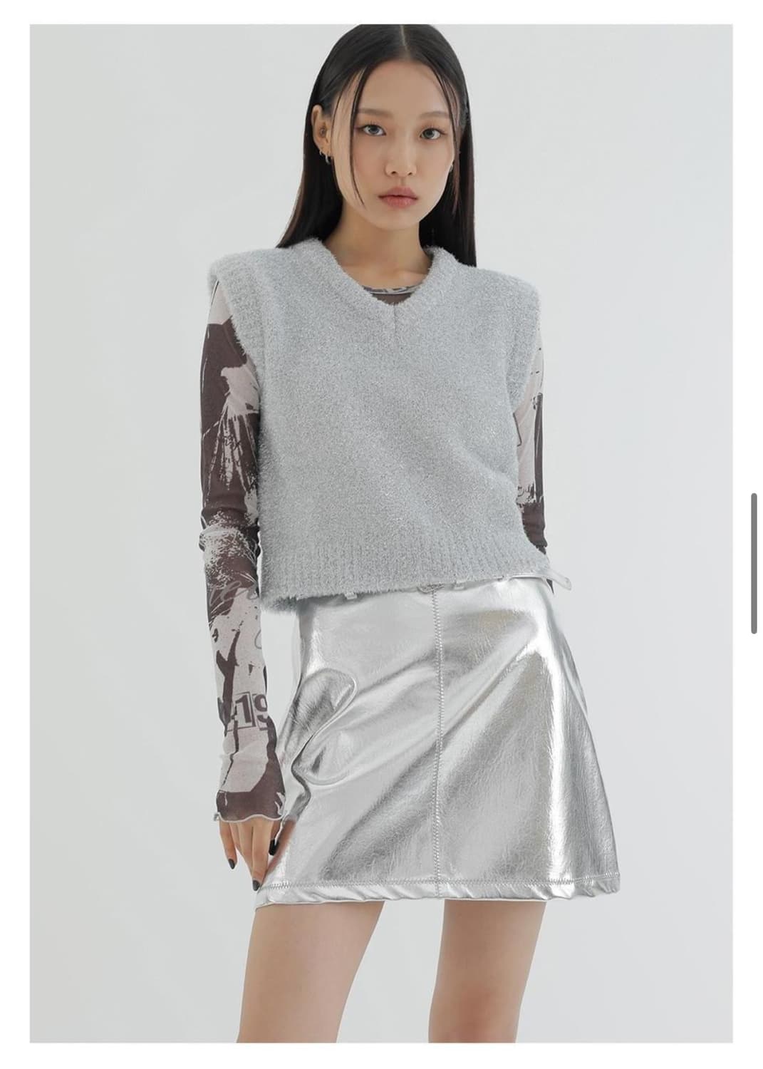 큐리티 C METALLIC V-NECK KNIT VEST 상품이미지4