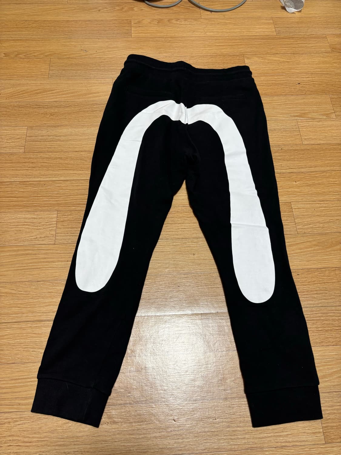 에비수 라인 포인트 트레이닝 바지 상품이미지1