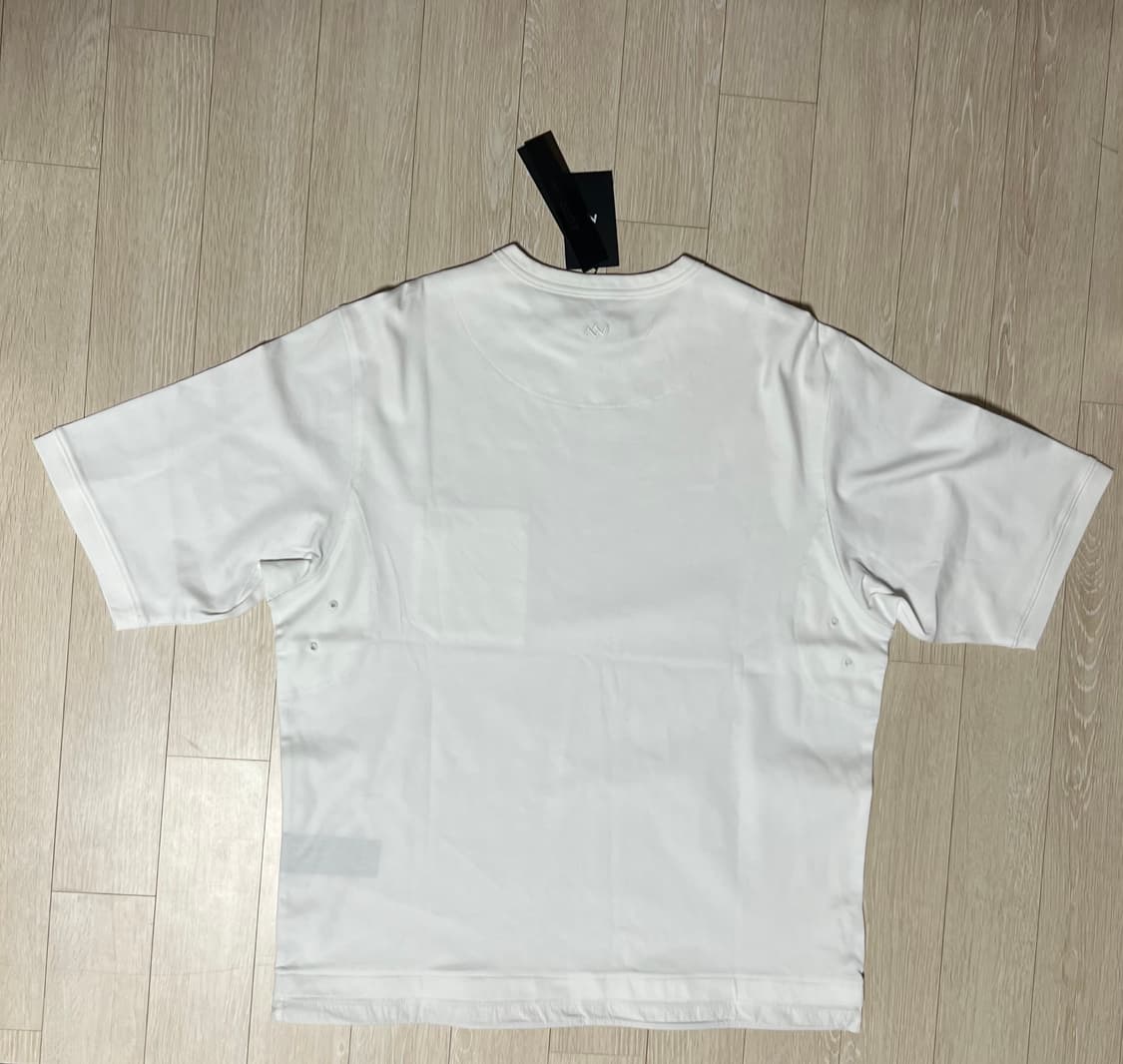 [새상품] 지제로 송지오 스트링 반팔 / M 상품이미지3