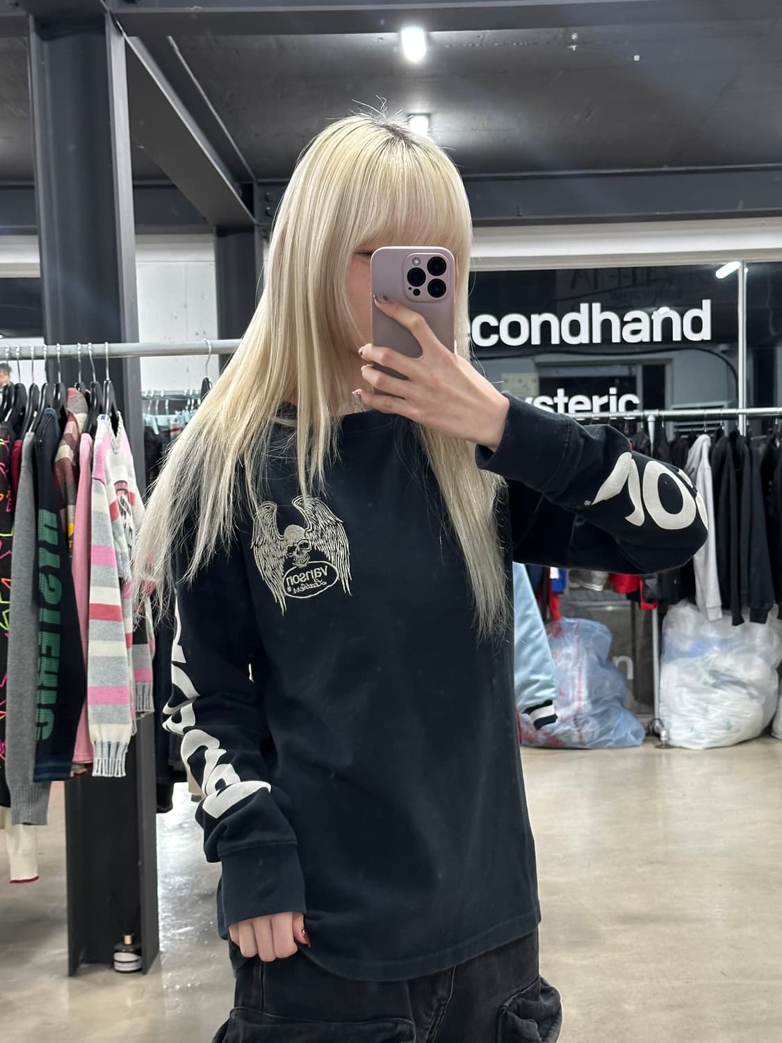 밴슨 블랙 자수 스티치 슬리브 상품이미지1