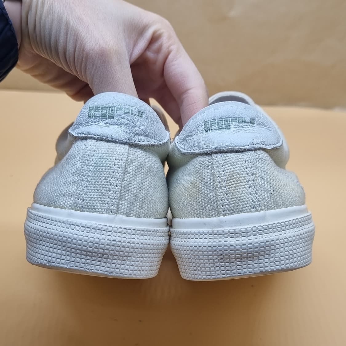 빈폴 여성스니커즈. 실사이즈240 상품이미지4