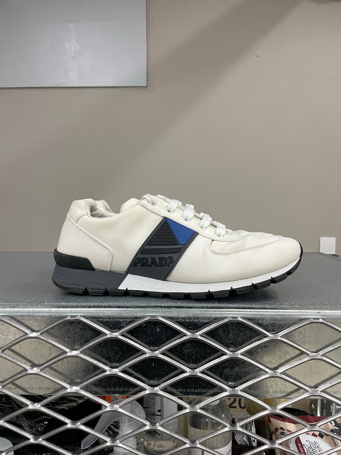 프라다 나일론 로우탑 화이트 265 상품이미지4