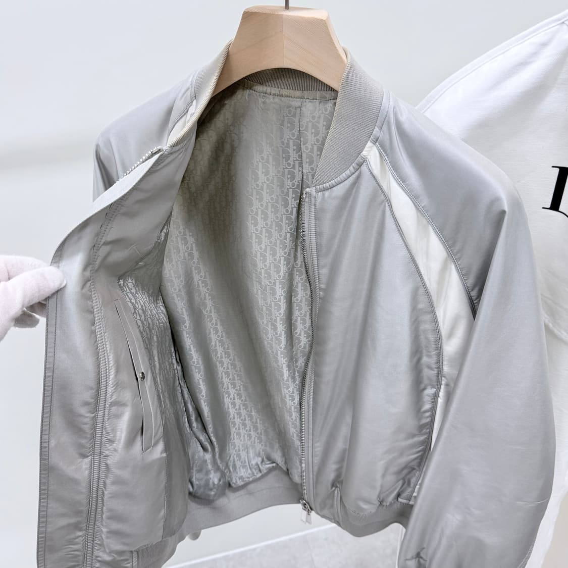 [S급/50] 디올 x 에어 조던 한정 봄버 바시티 자켓 그레이 상품이미지6