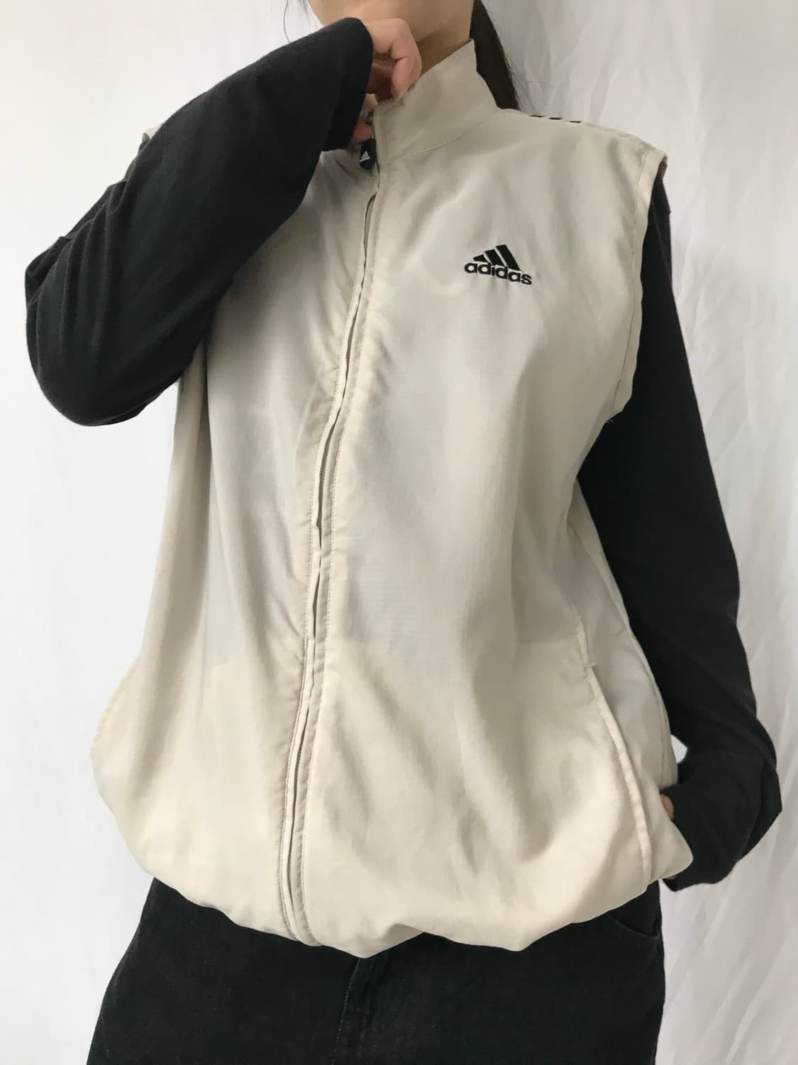 아디다스 베이지 투웨이 베스트 상품이미지1