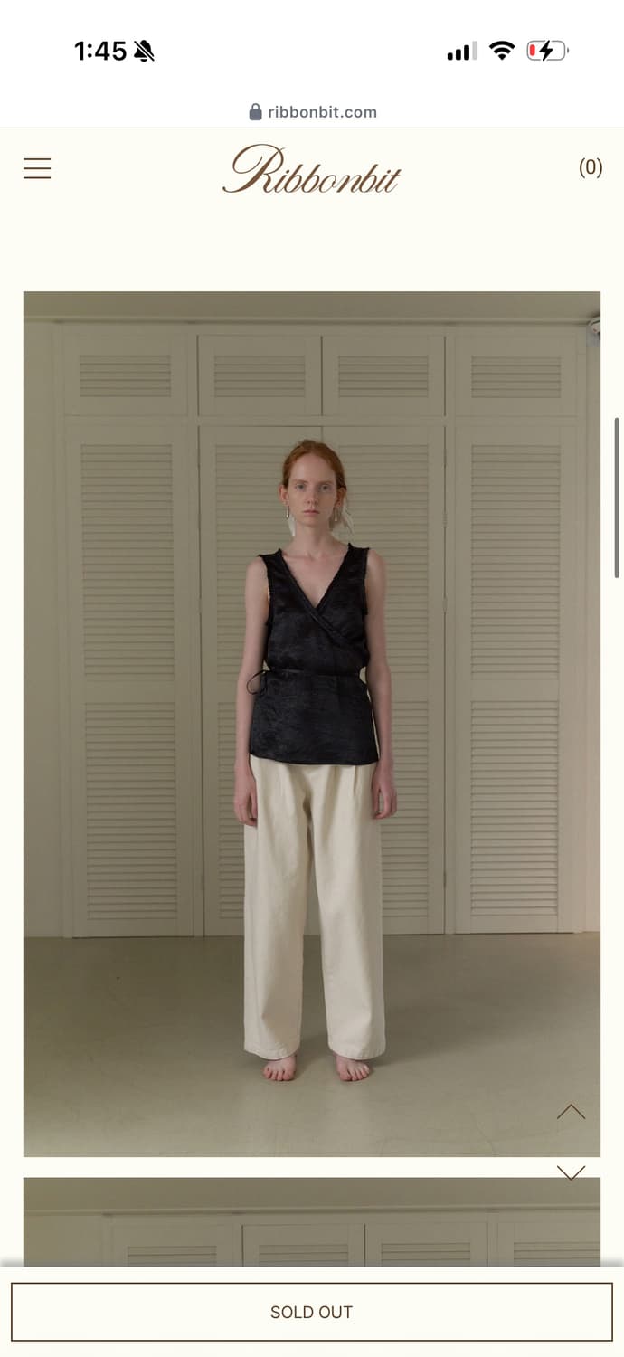리본빛 Tippy Shirring Blouse (Black) 상품이미지3