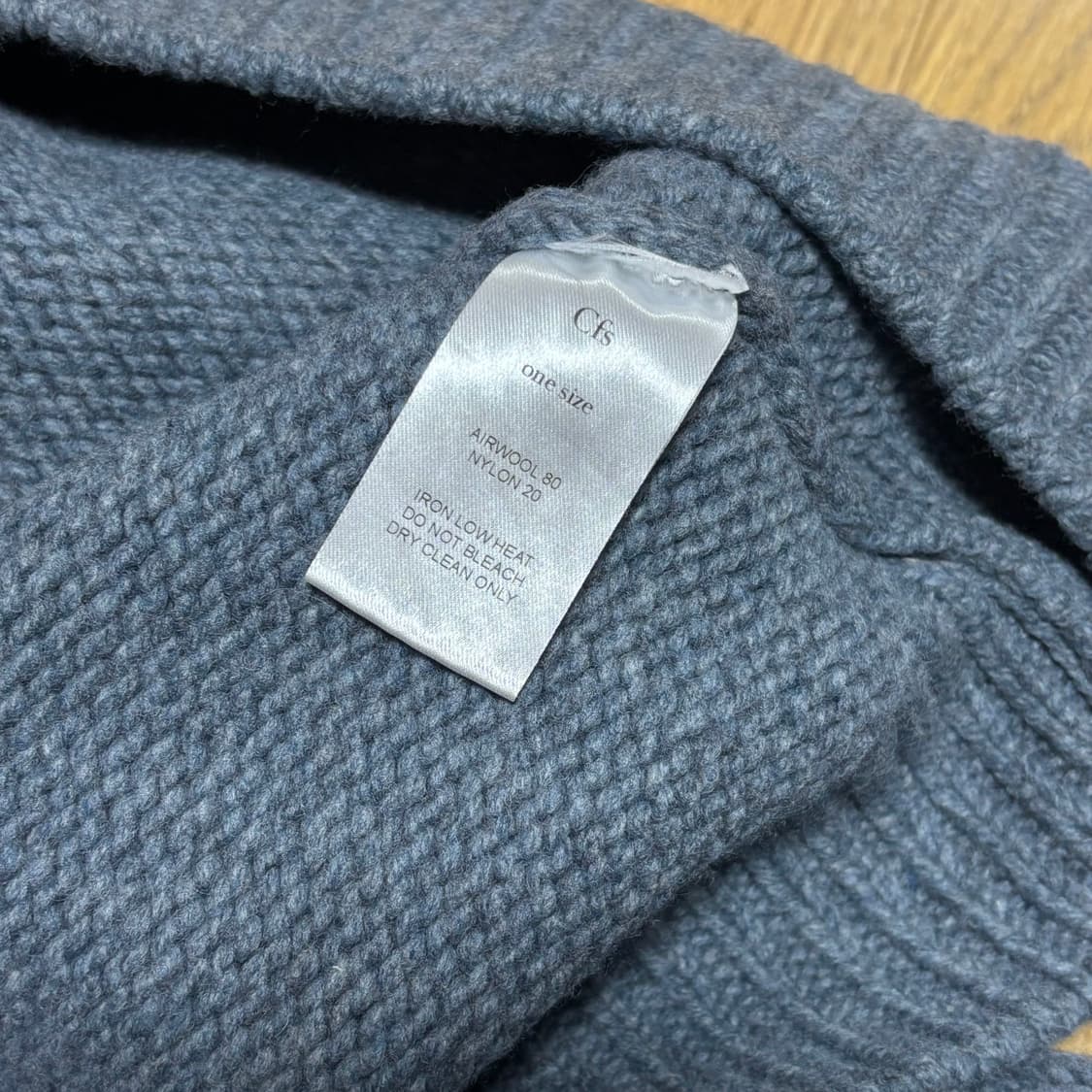 Cfs 뮤지엄 에어울니트 상품이미지2