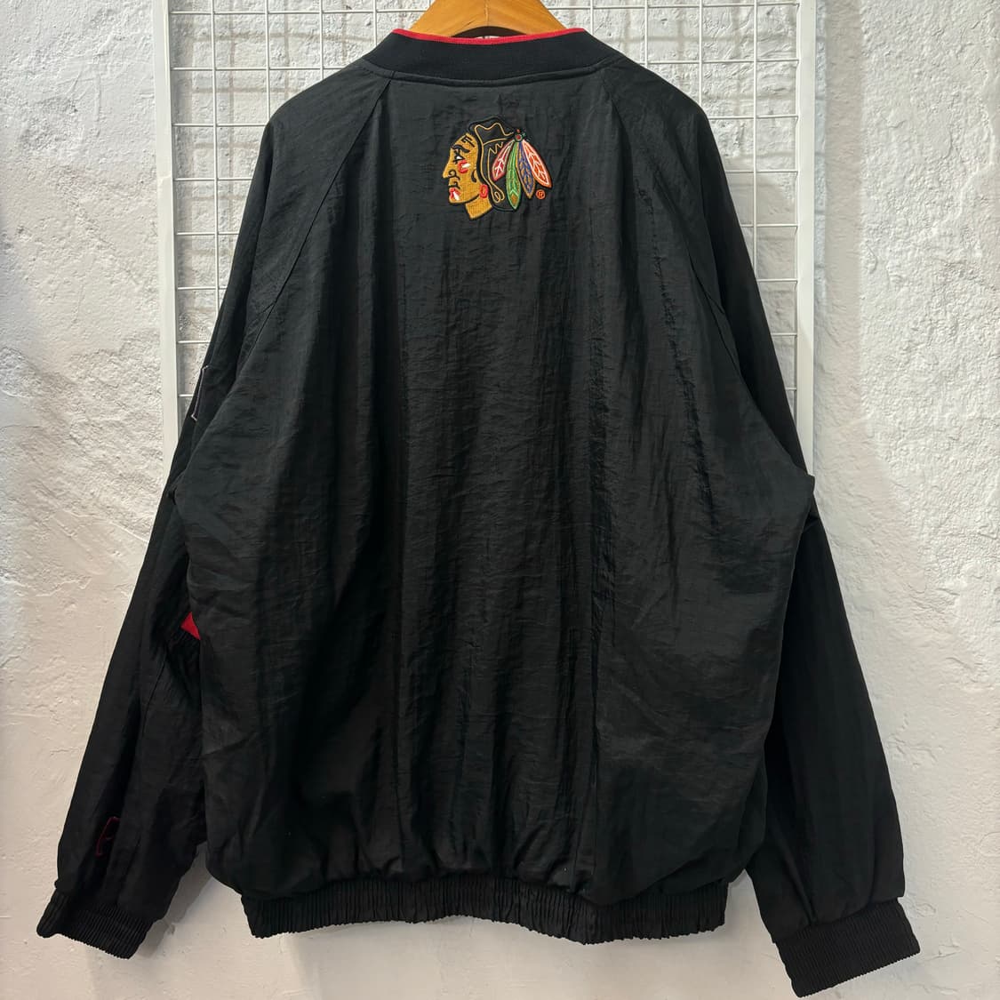 90s 프로 플레이어 올드스쿨 시카고 블랙 호크스 웜업 XL 상품이미지2
