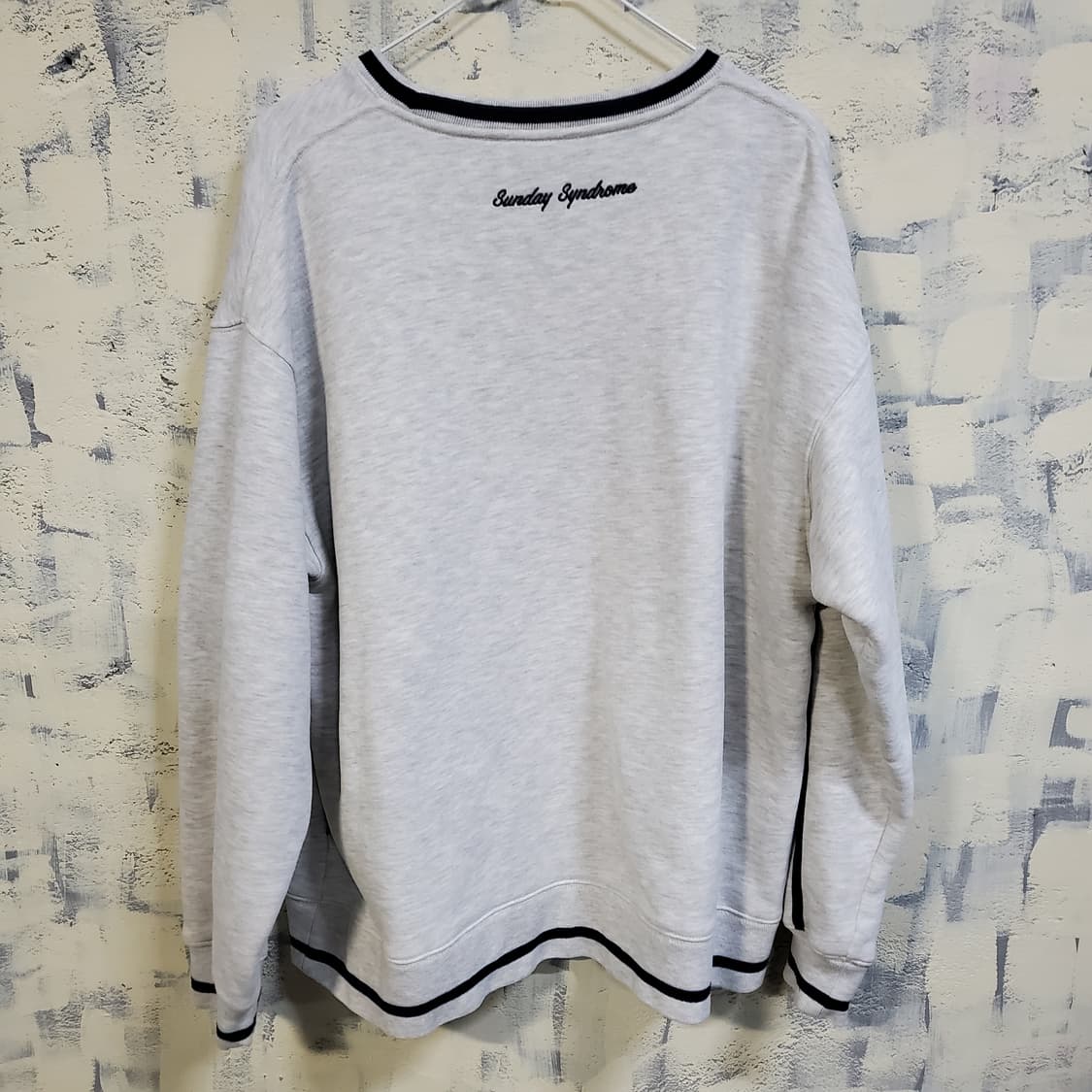 로맨틱크라운 기모 맨투맨  상품이미지2