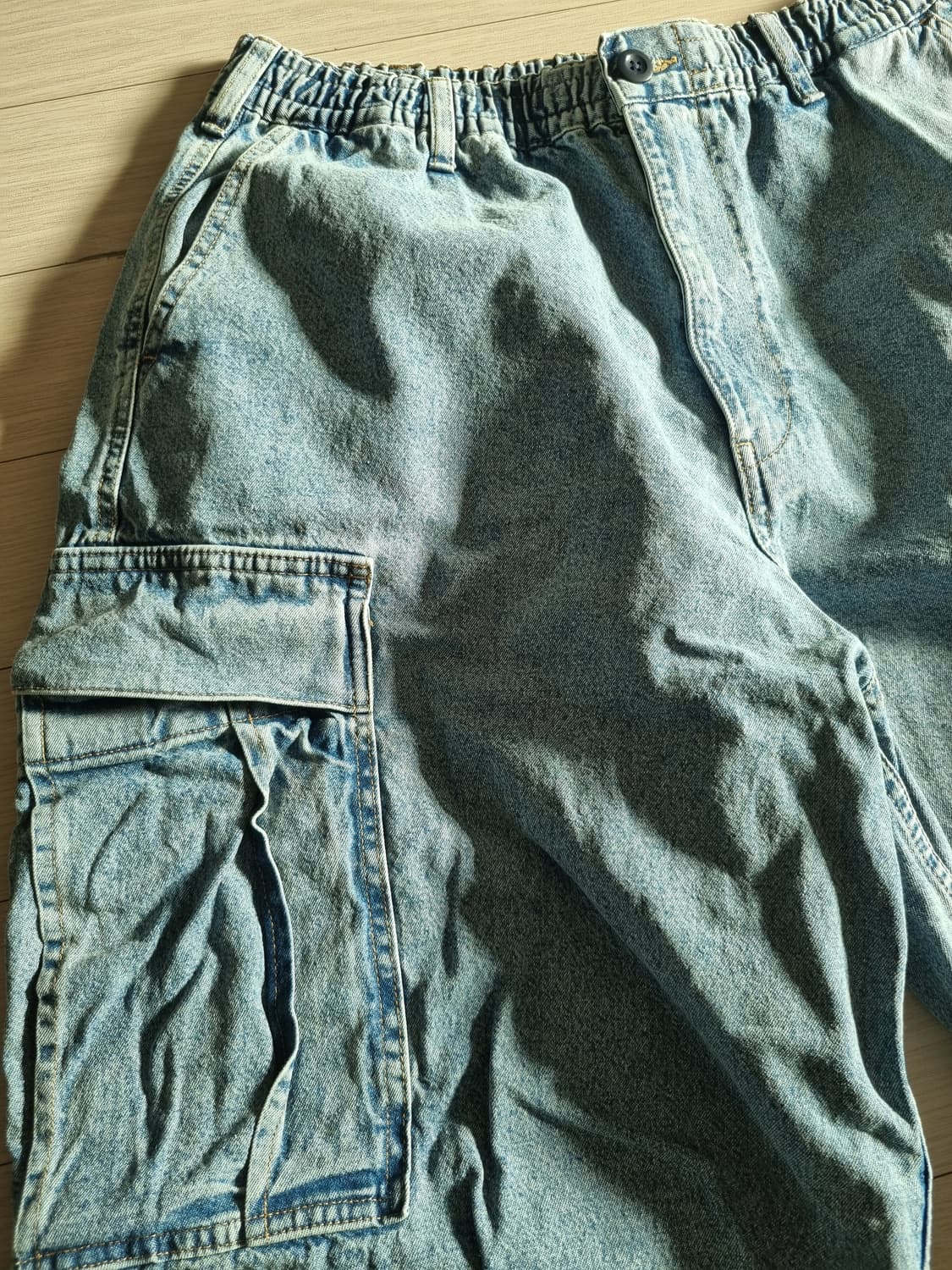 GU 슈퍼 와이드 데님 카고 팬츠 M 상품이미지4