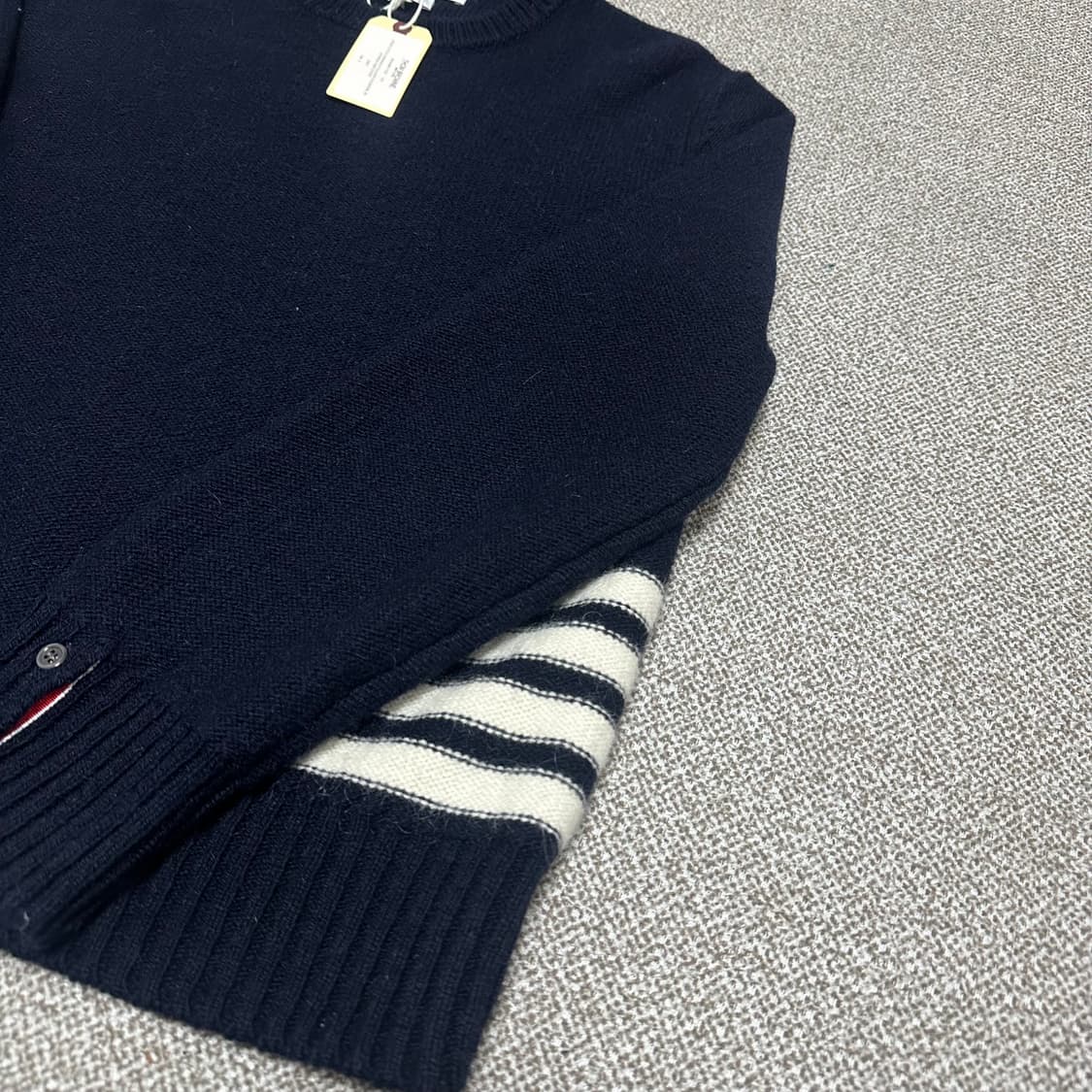 미시착 톰브라운 옆구리 사선니트 상품이미지2