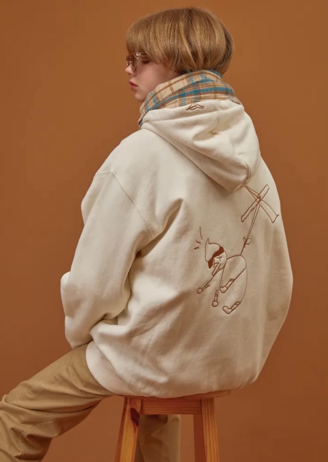 꼼파뇨 후드티 크림 상품이미지2
