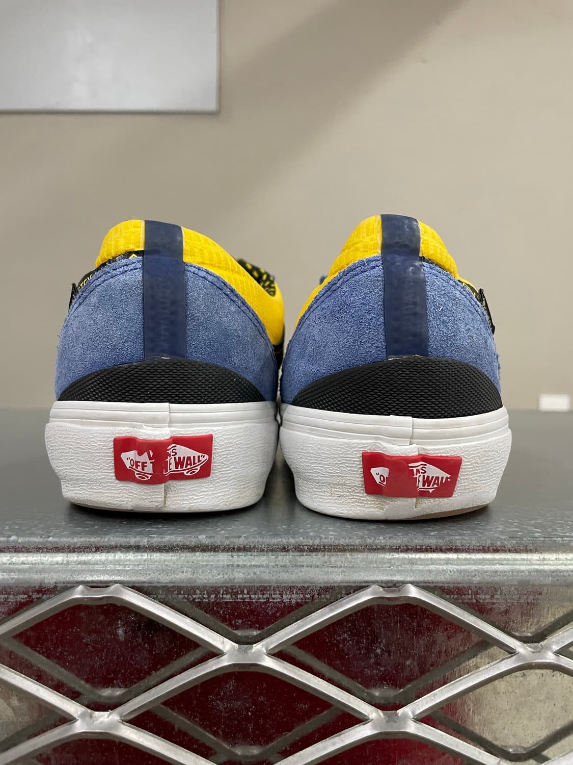 반스 올드스쿨 고어텍스 블루 옐로우 280 상품이미지3