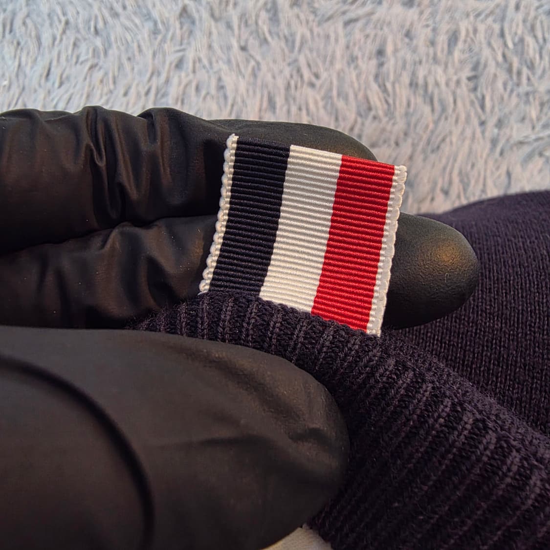 {클로젯}[4]톰브라운 밀라노스티치 암밴드 니트 상품이미지5