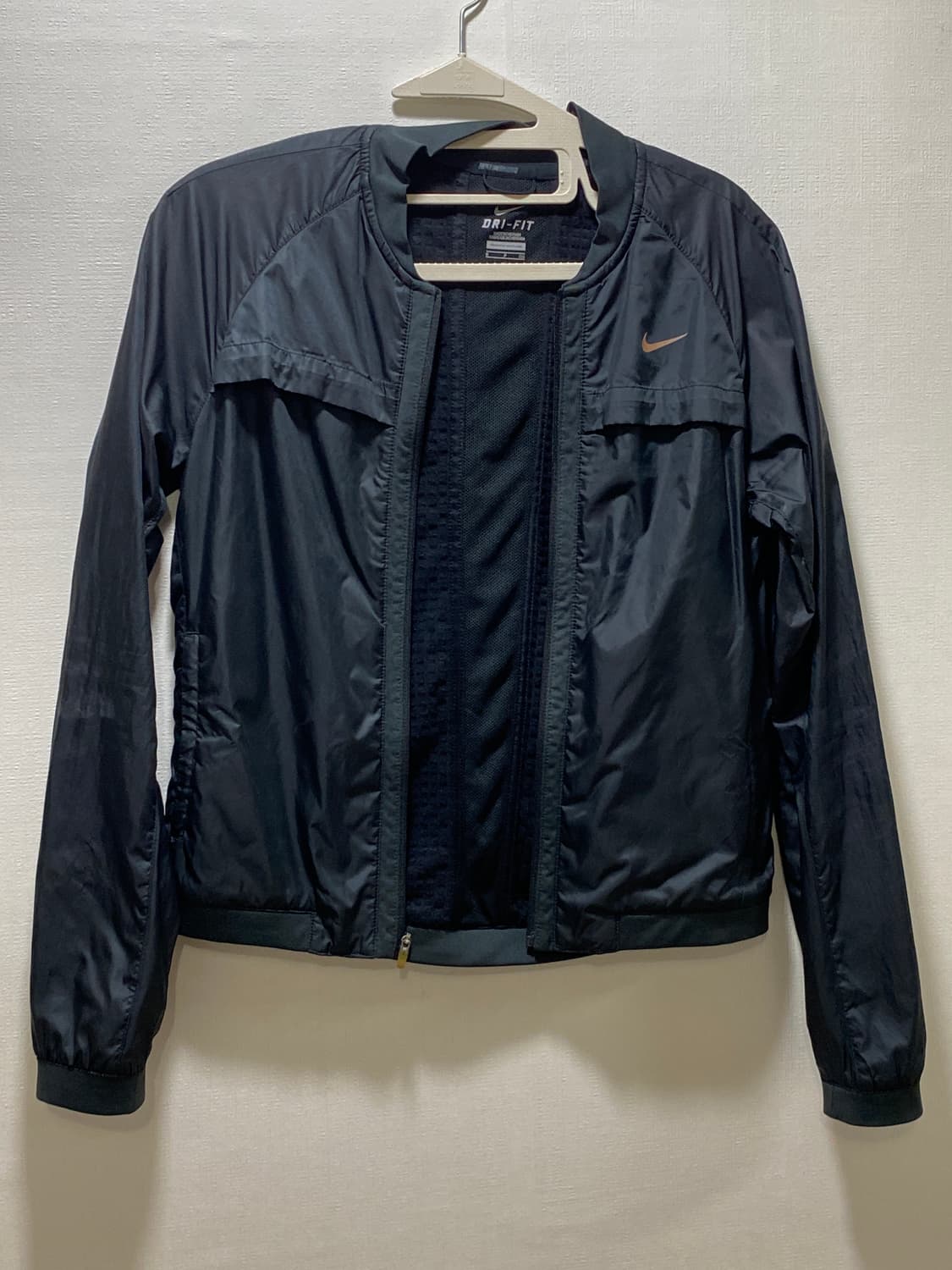 나이키 바람막이 상품이미지1