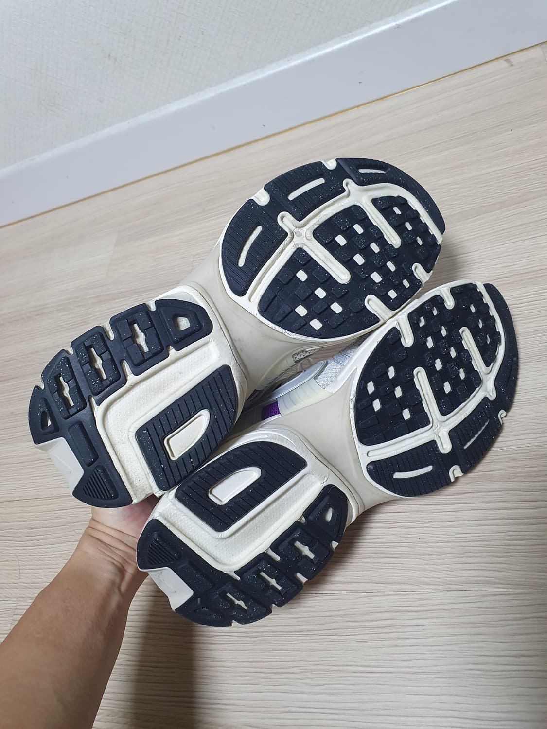 나이키 v2k 런 운동화 290 상품이미지6