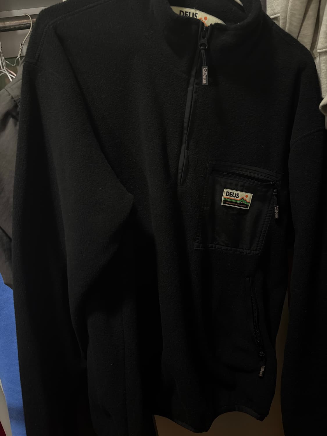 데우스 플리스 상품이미지1