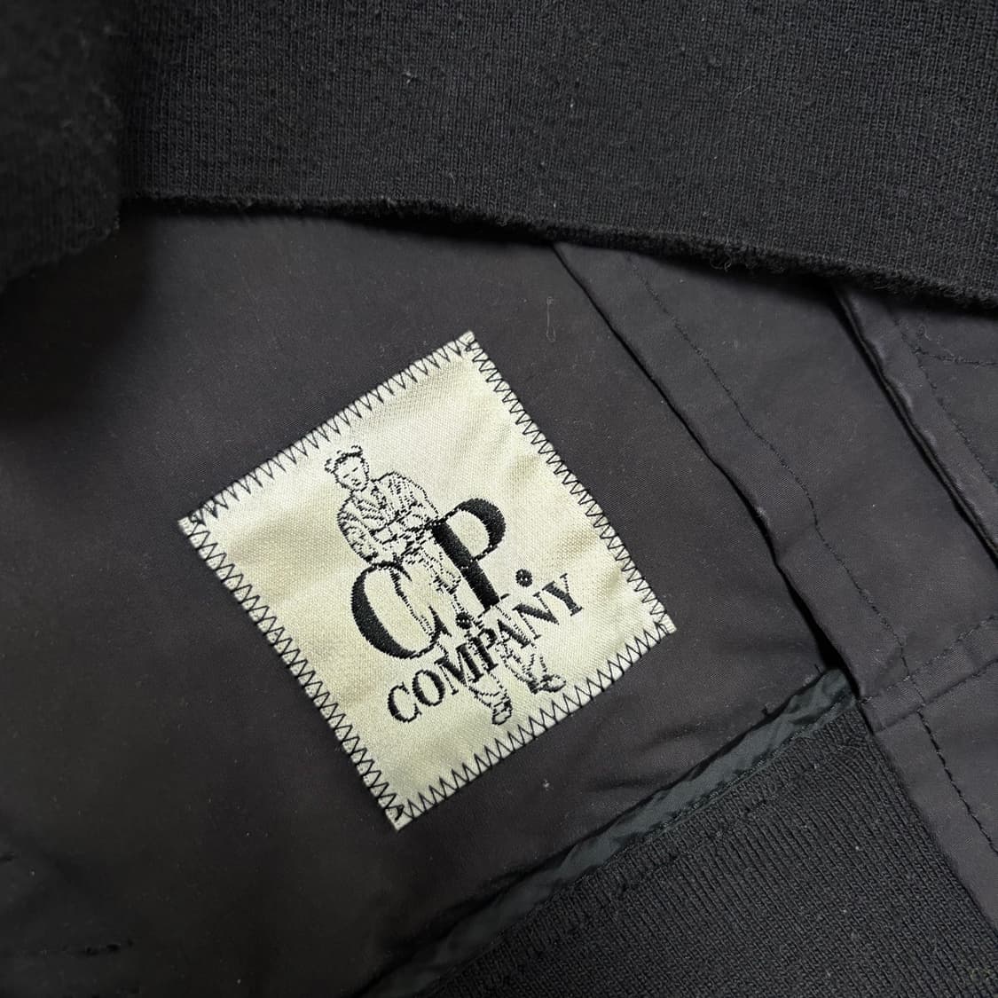 CP 컴퍼니 렌즈 와펜 자켓[1993] 상품이미지7