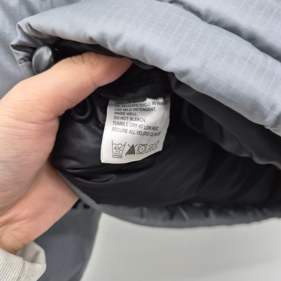 노스페이스 눕시 패딩 회색/블랙 여성 M 상품이미지4