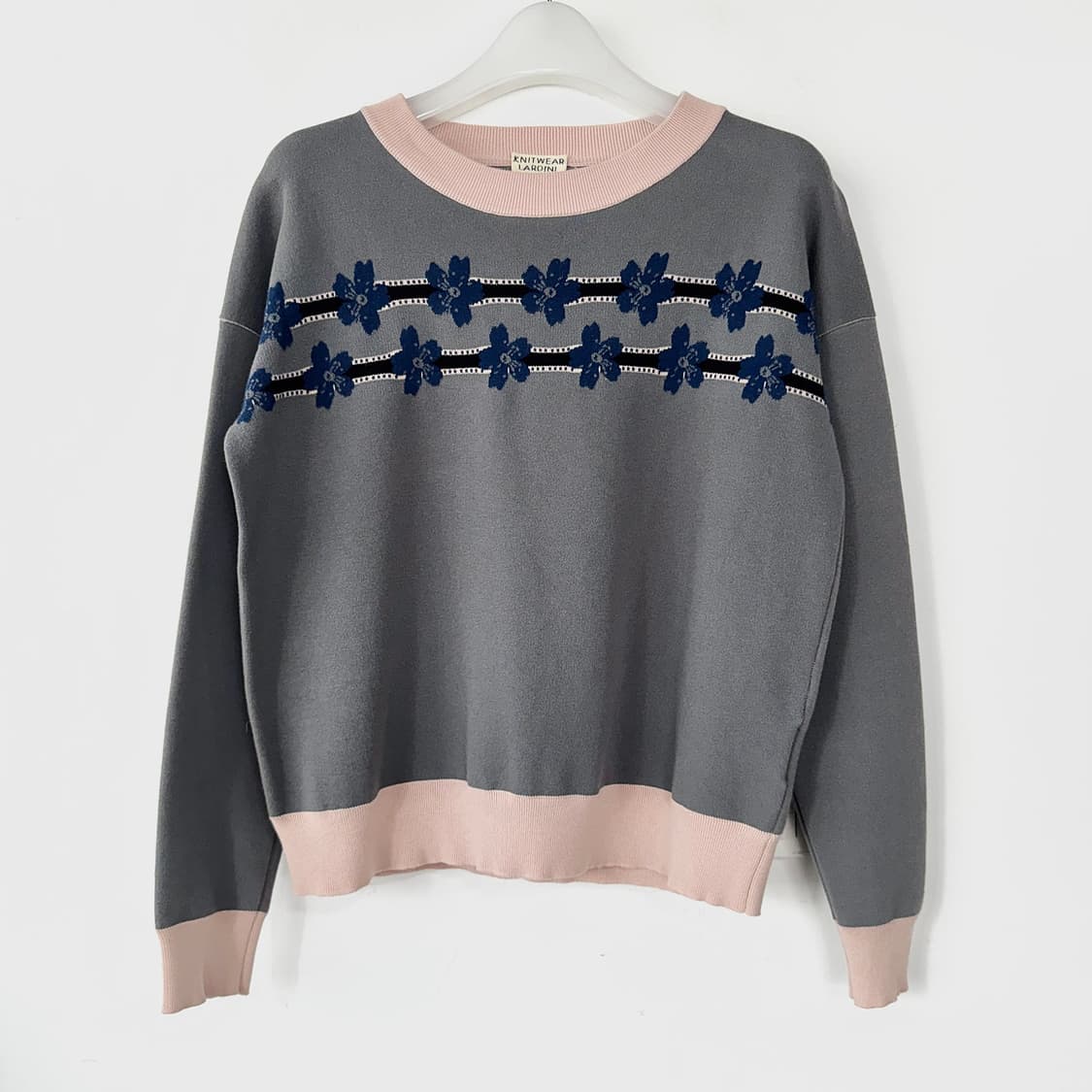 라르디니 배색 포인트 니트 탑 상품이미지1