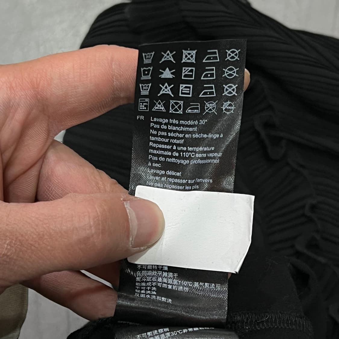  산드로 플리츠 퍼프 반팔티 y16063 상품이미지8