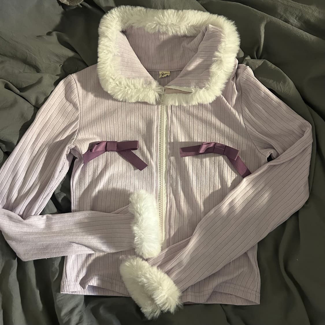 빈티지 리본 집업 상품이미지1