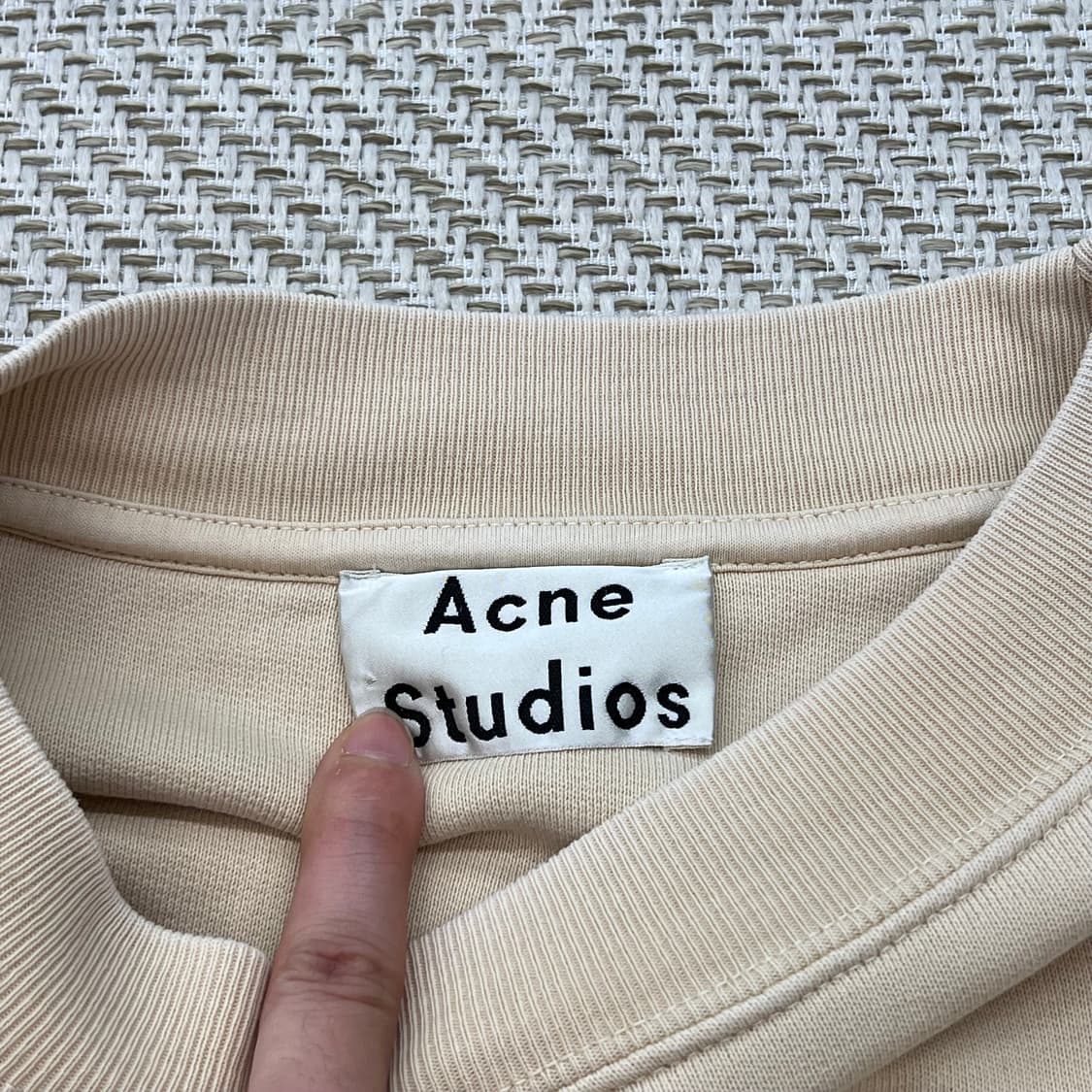 아크네스튜디오 맨투맨 r2497 상품이미지7