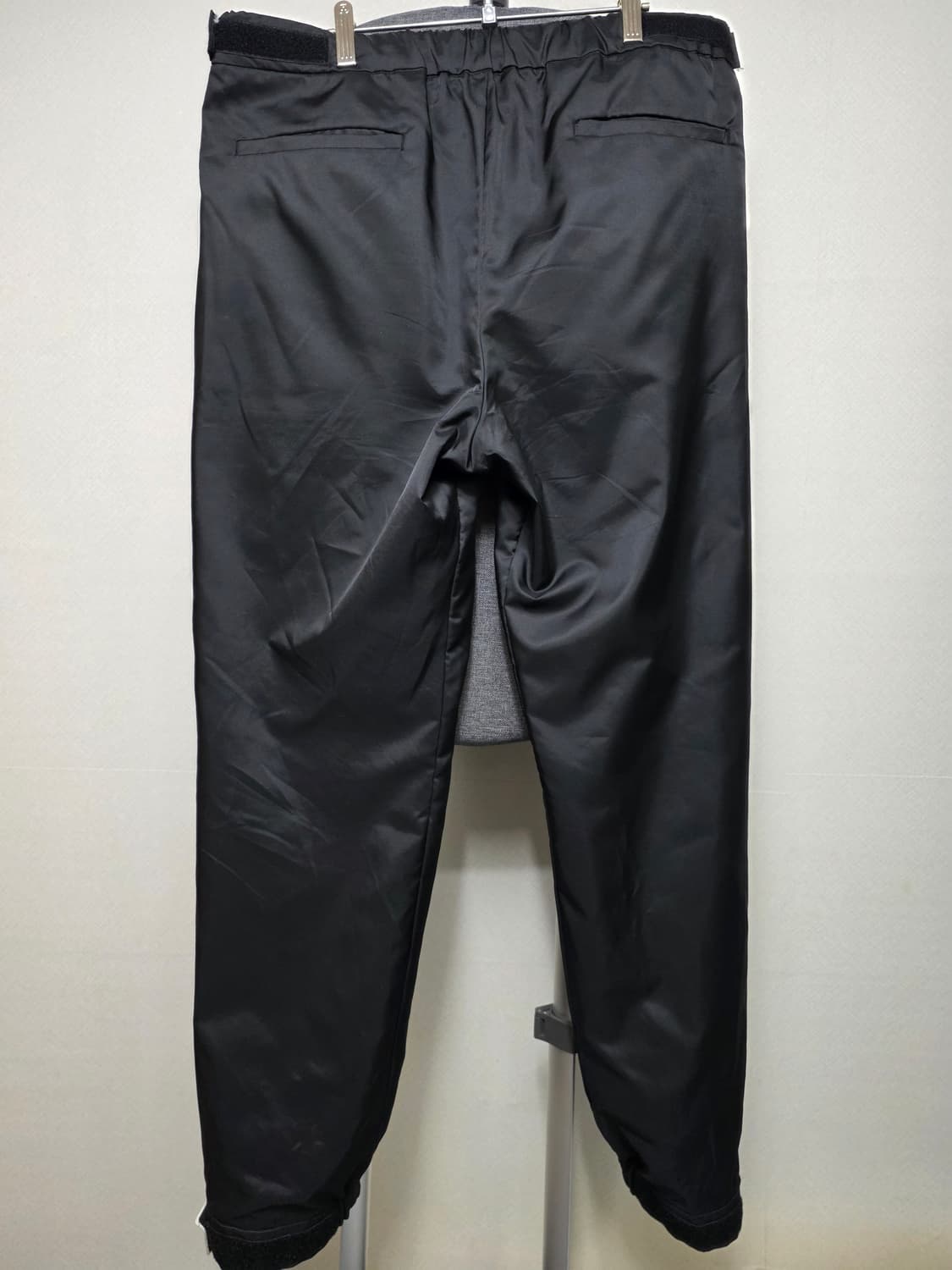 프라다 나일론 조거 팬츠 정품 상품이미지2