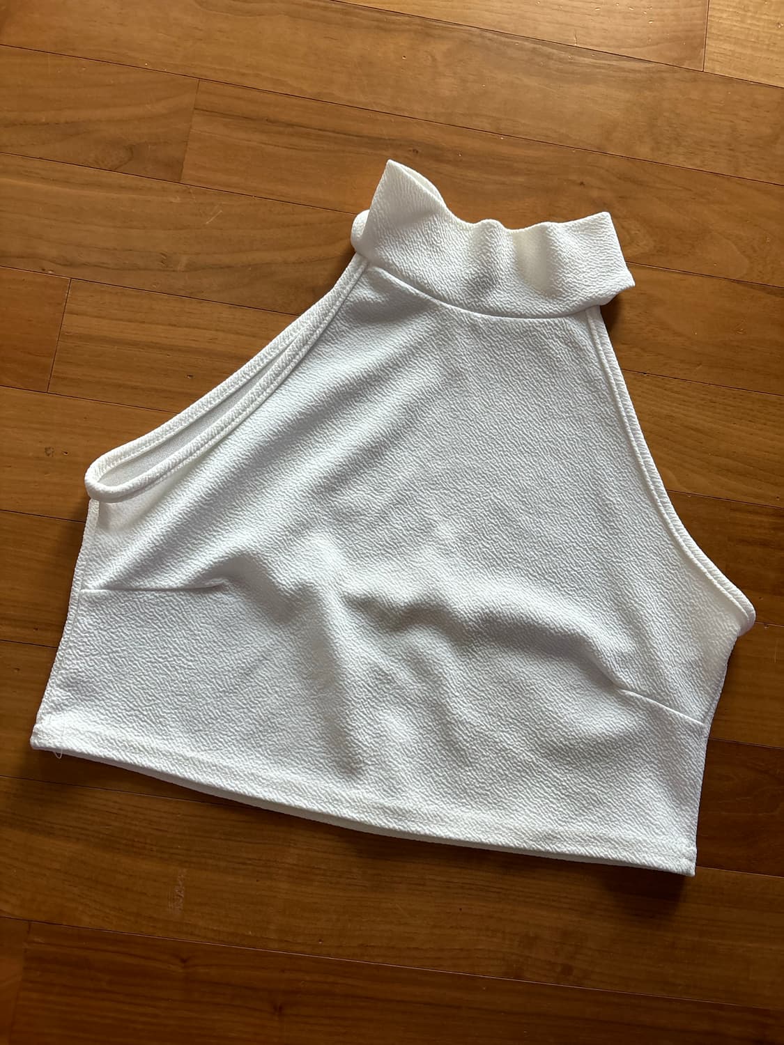 Boohoo 화이트 나시 상품이미지1