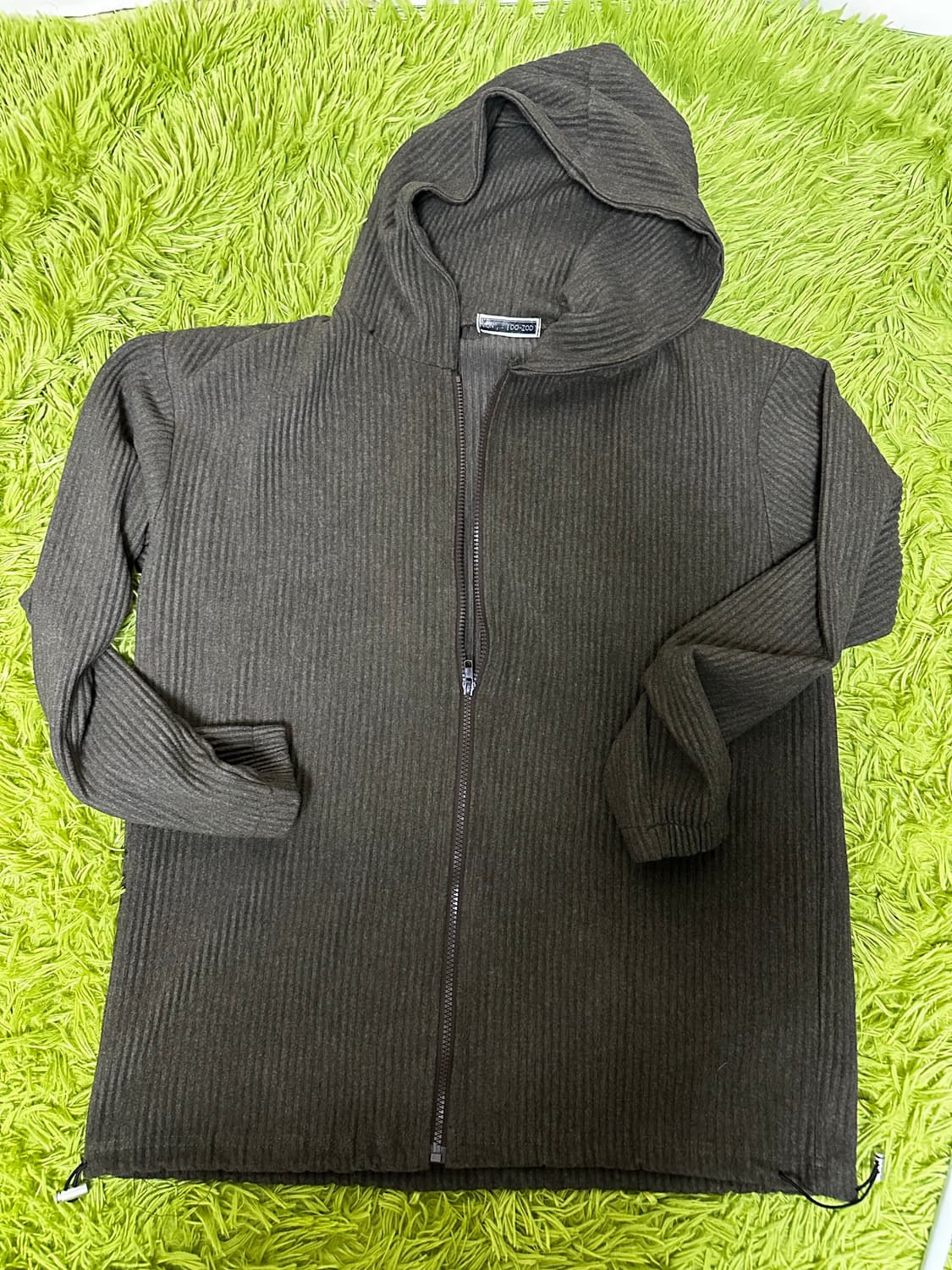 이세미야케 옴므플리스 맛 후드집업 상품이미지1