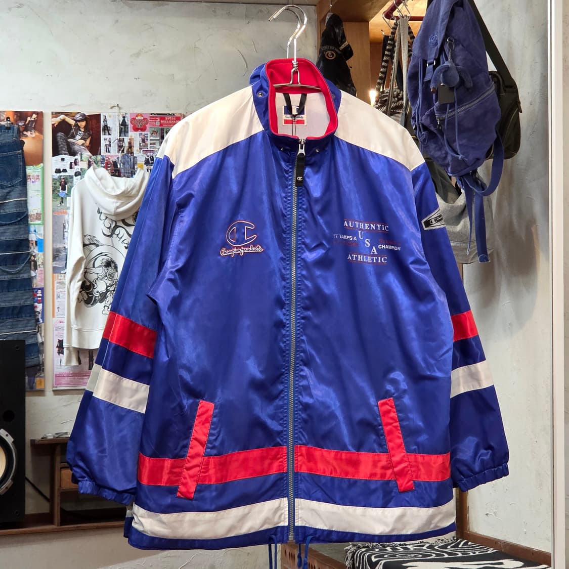 챔피온 일본판 올드스쿨 레드 배색 바람막이 상품이미지1