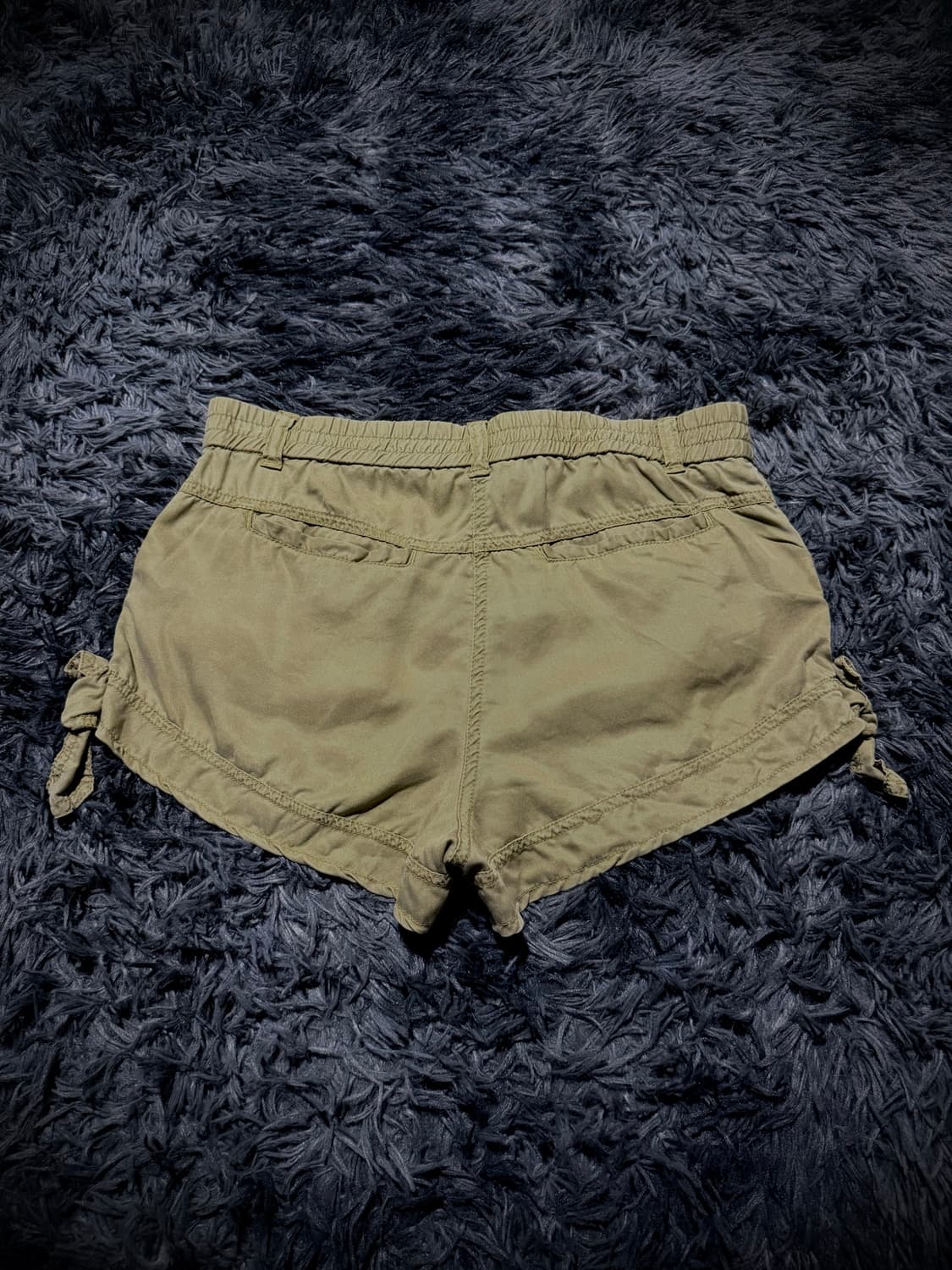 카키 카고 지퍼 포켓 밴딩 숏팬츠 상품이미지2