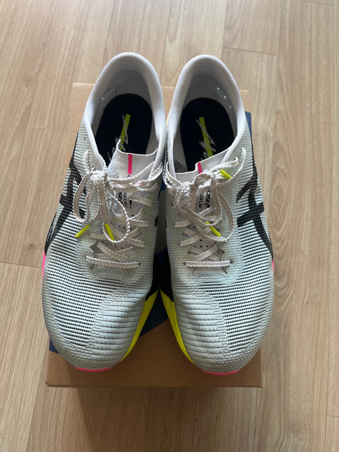 아식스 메타스피드 스카이 파리 상품이미지1