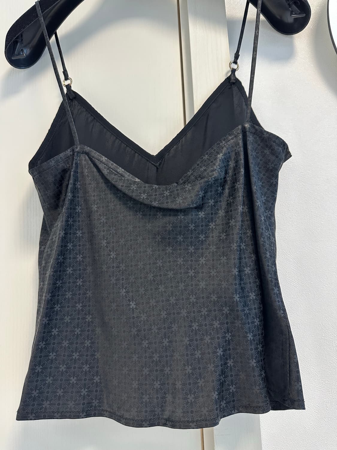 크롬하츠 크로스 모노그램 실크 탑 상품이미지5