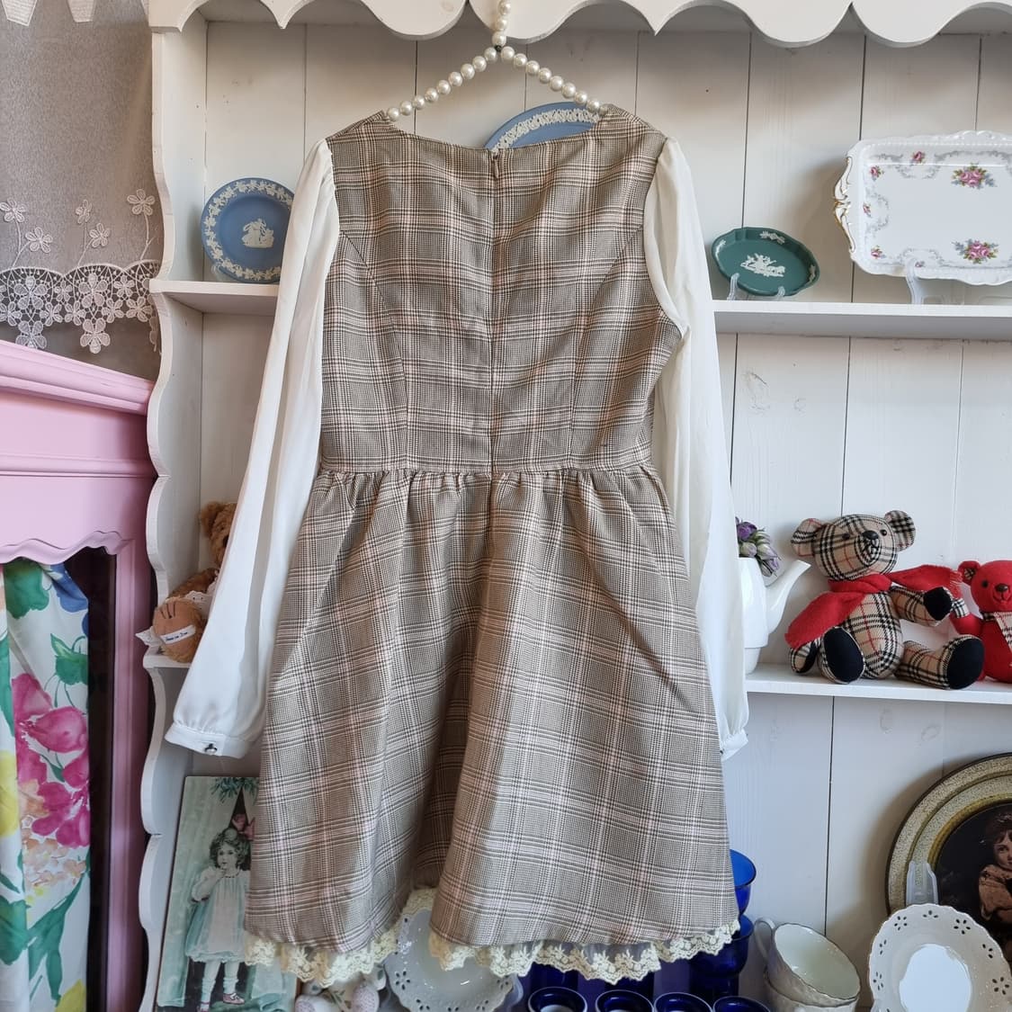 (앙크루즈) 클래식 체크 레이스업 프릴 원피스 상품이미지5