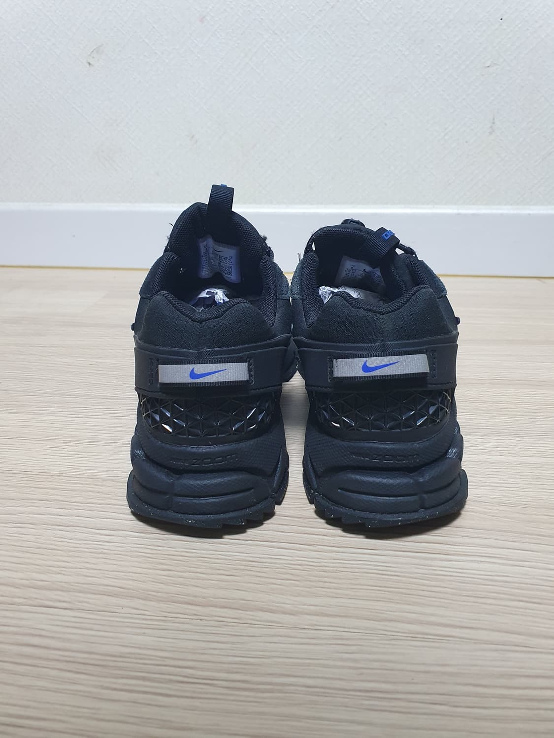 나이키 줌 보메로 롬 블랙 레이서블루 250 상품이미지5