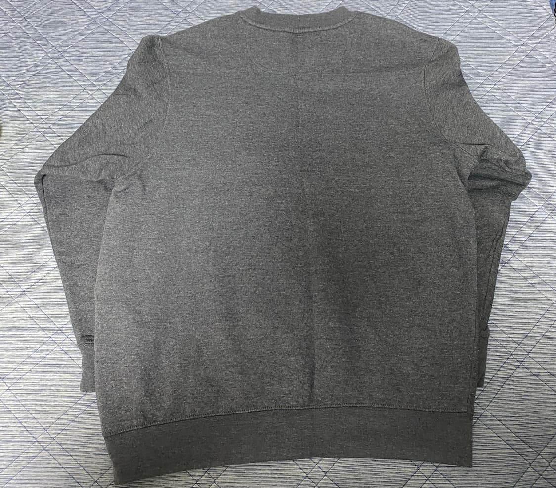 칼하트 포켓 맨투맨 상품이미지3