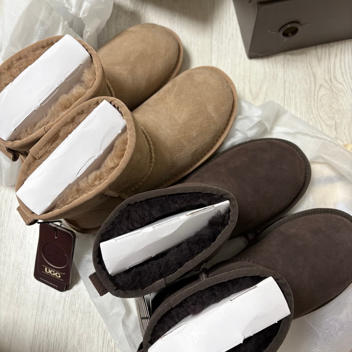 새상품) 정품 UGG 어그 미니 클래식 부츠 상품이미지3