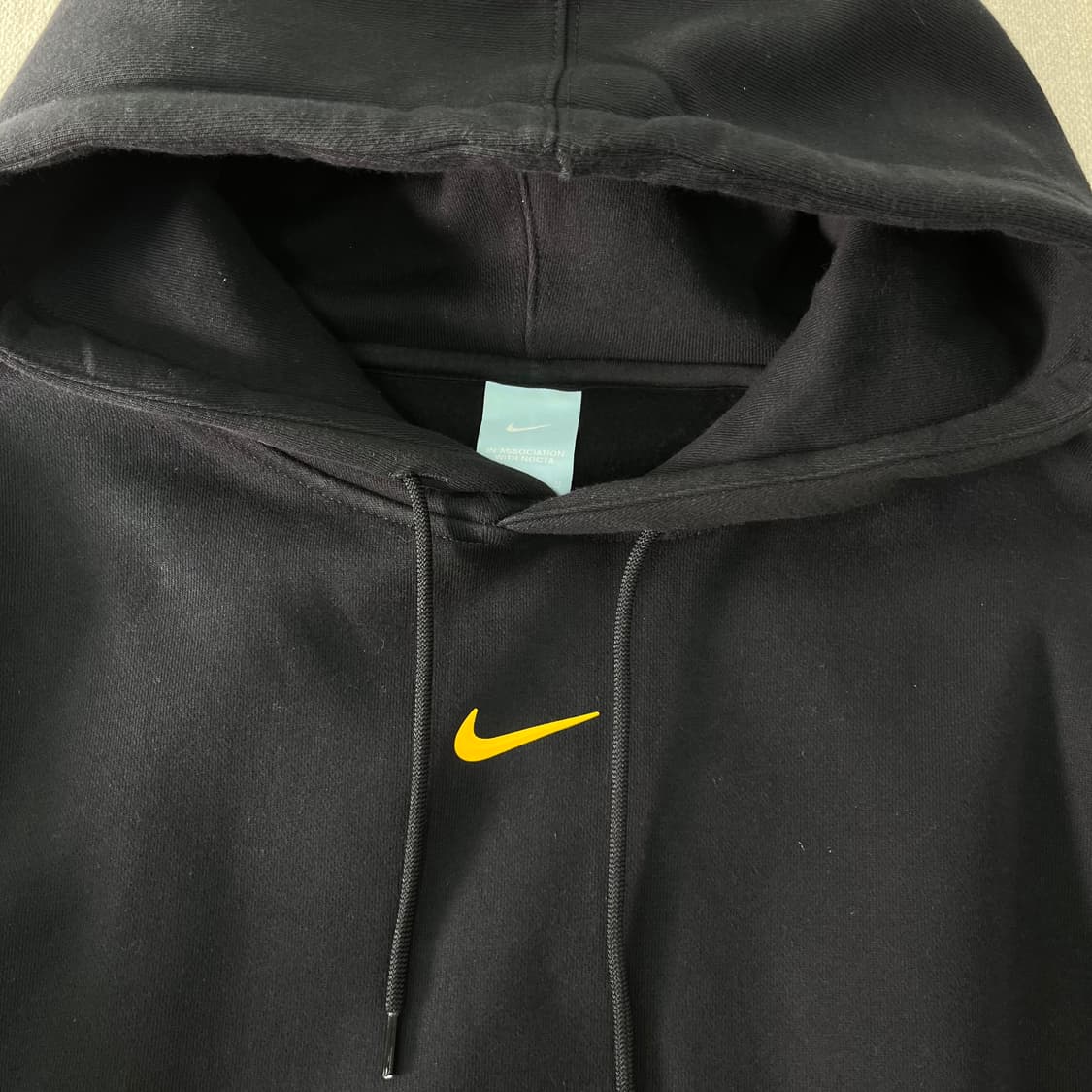 100 나이키 X 드레이크 녹타 에센셜 블랙 후드티 상품이미지3