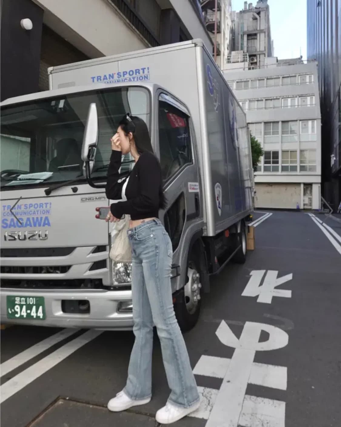 페일제이드 핸드브러쉬 로우라이즈 부츠컷 진 상품이미지4