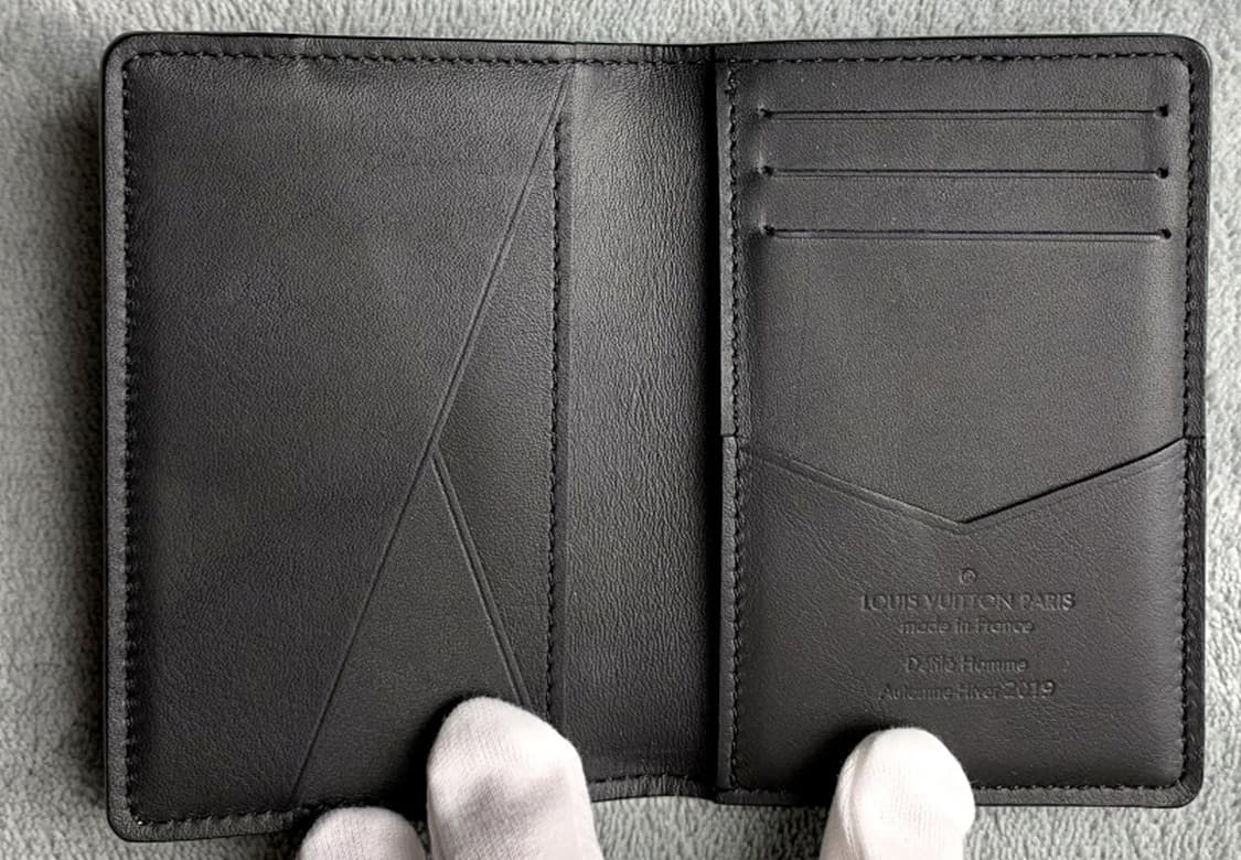 루이비통 레인보우 오거나이저 카드지갑 상품이미지3