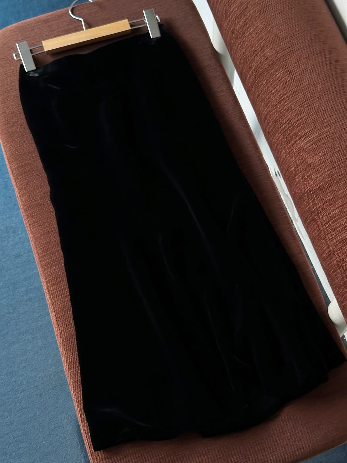 Cupro velour banded loose skirt 상품이미지9