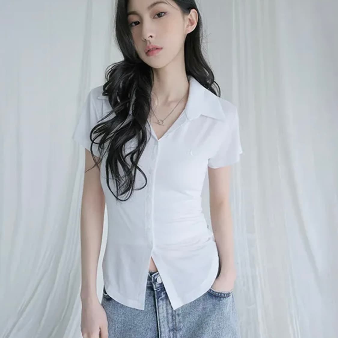 새상품 어반드레스 소피 카라 숏 슬리브 반팔티셔츠 m 상품이미지1