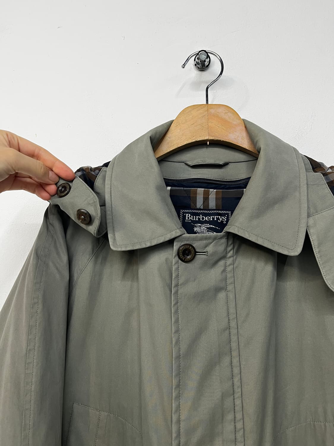 버버리 사파리 자켓 상품이미지5